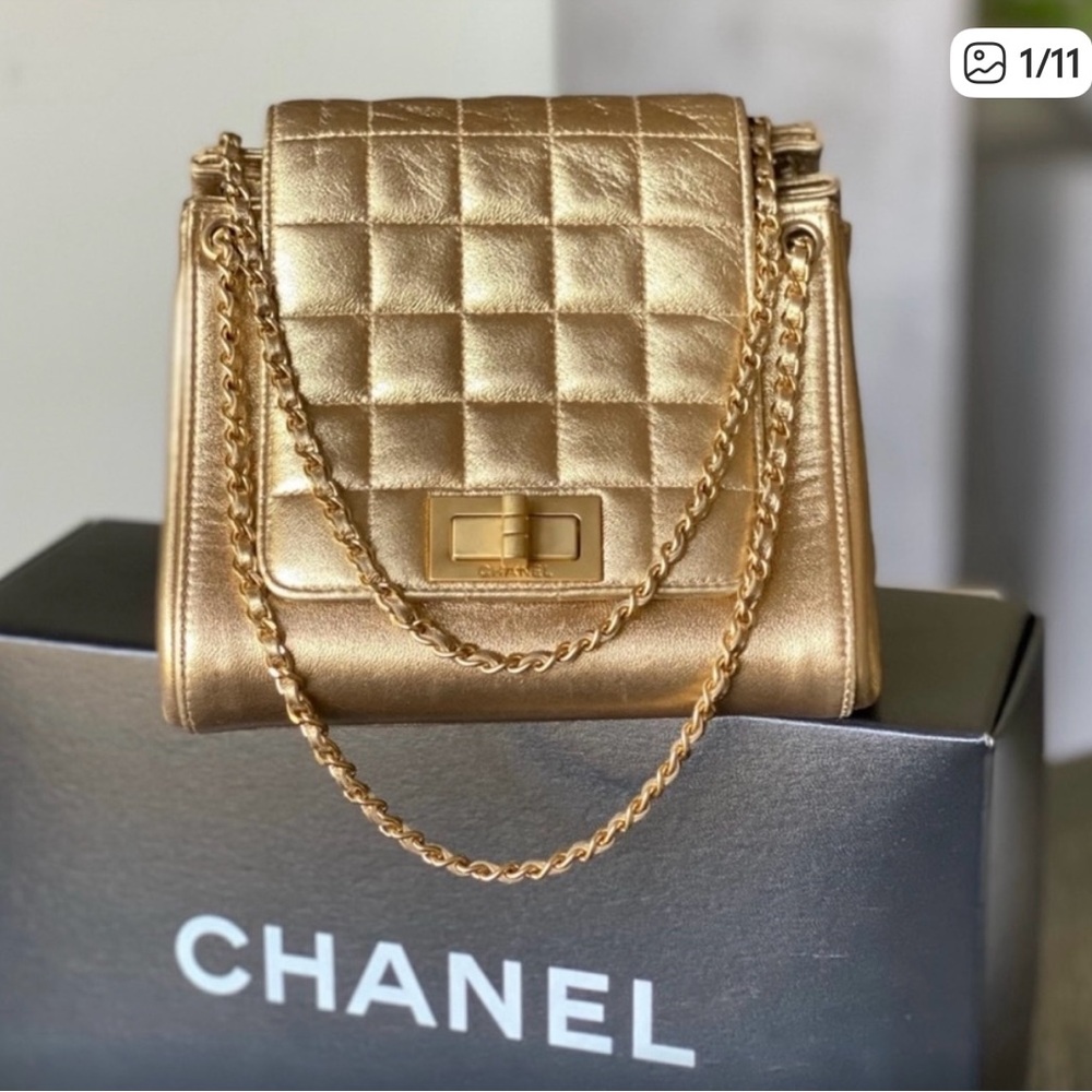 💯CHANEL💥 Gold Chocolate Mademoiselle Bag 💥 EUC💥 24ct chain!